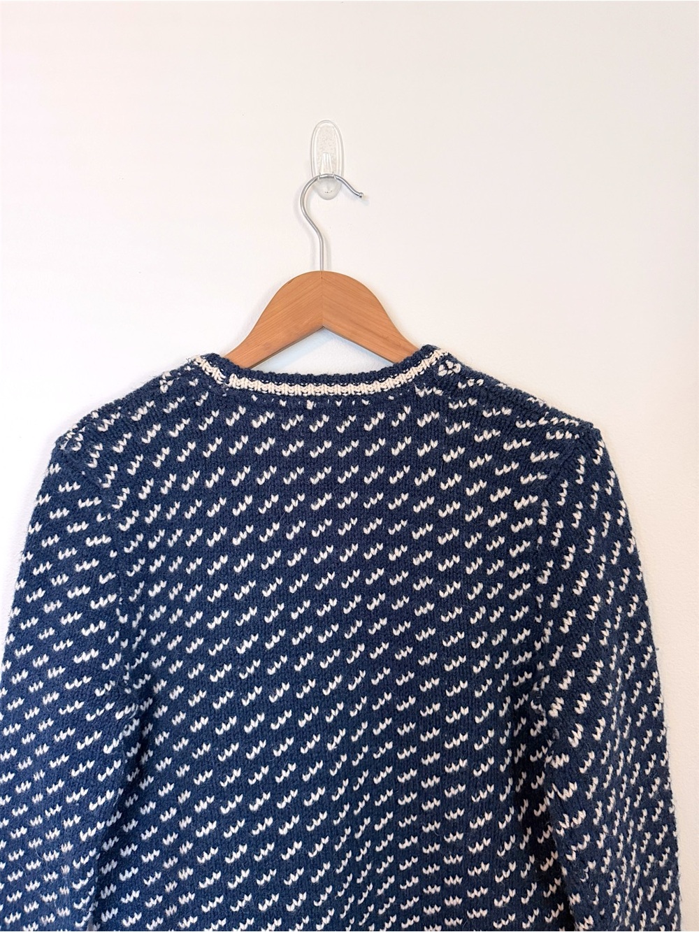 L.L.Bean 100% Lambswool Fair Isle Sweater Navy Ivory Coastal Grandma M Petite - Picture 10 of 12